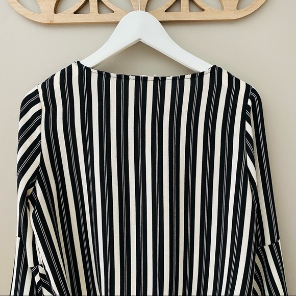 Altar'd State Stripped Bell Sleeve Blouse Black/Ivory Sz Small - Picture 7 of 9